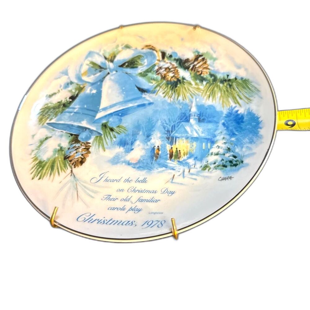 1978 Christmas plate featuring bells and a village scene Christmas #holidayplate